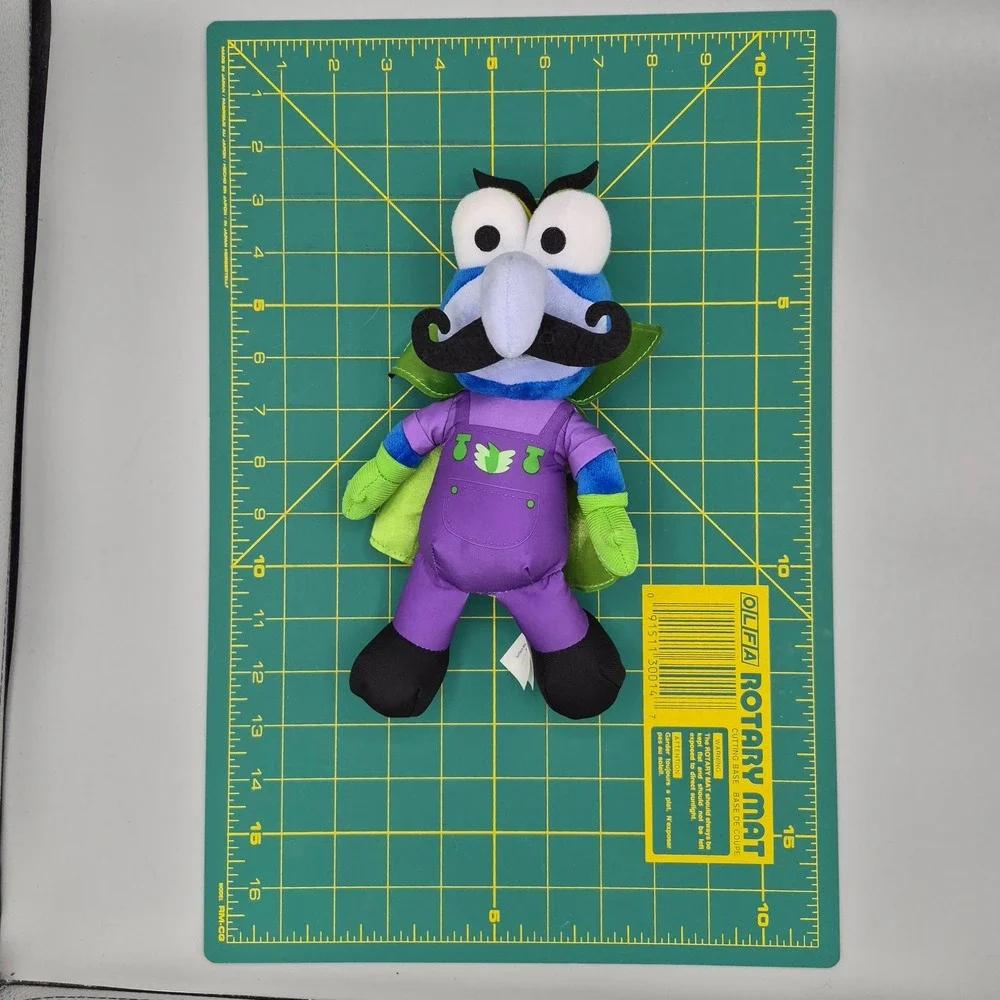 Disney Junior Muppet Babies Dr. Meanzo Gonzo Plush Stuffed Animal Toy
